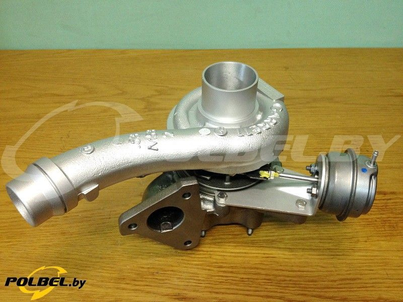 Турбина  Vivaro 2.5 DTI  